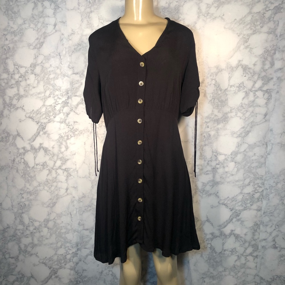 NWT H&M 12 Button Down Dress Black